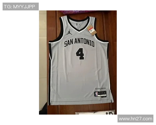 德阿隆福克斯在NBA赛场上的崛起与未来发展潜力分析