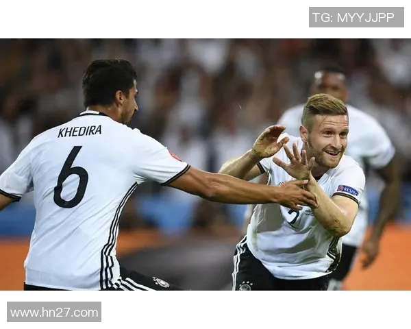 法国与芬兰足球友谊赛精彩回顾及最终比赛结果分析 法国与芬兰足球友谊赛精彩回顾及最终比赛结果分析