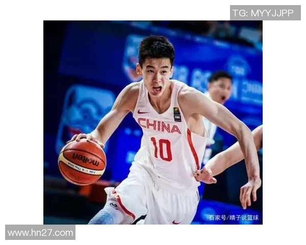 郭昊文:从青涩少年到篮球场上的璀璨新星的成长之路与奋斗故事 郭昊文:从青涩少年到篮球场上的璀璨新星的成长之路与奋斗故事