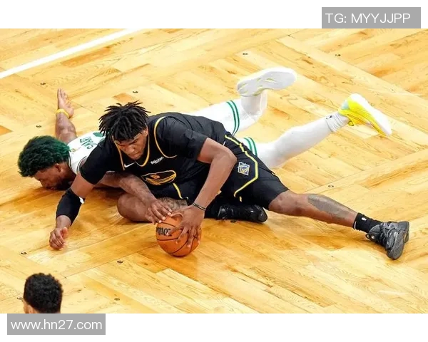 勇士与凯尔特人激战正酣精彩瞬间回顾与分析